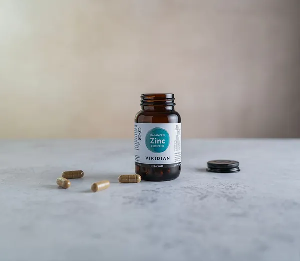 Balanced Zinc Complex